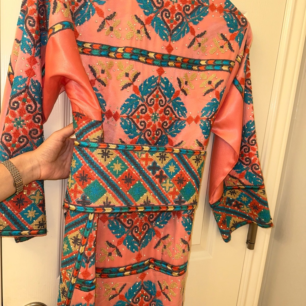 Vibrant Patterned Dress - Picture 6 of 7